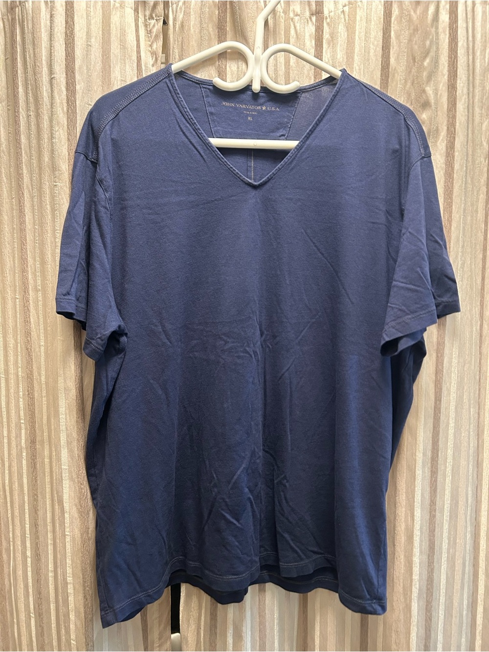 Men’s John Varvatos Navy V-Neck Men's T-Shirt, Size XL